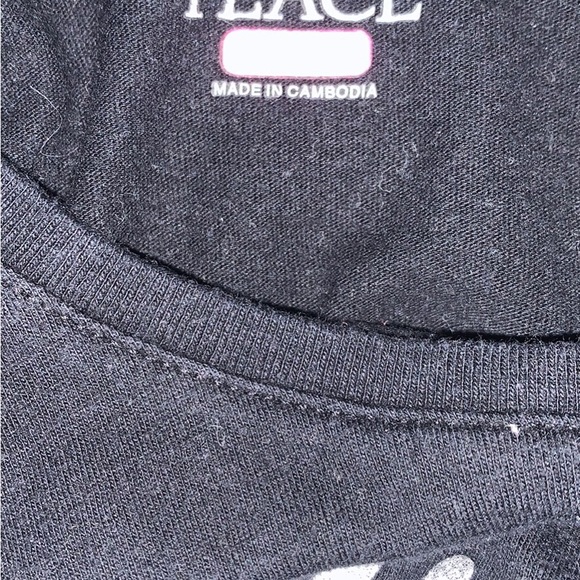 2 twin princess long sleeve black shirts size 18-24 months - Picture 3 of 3